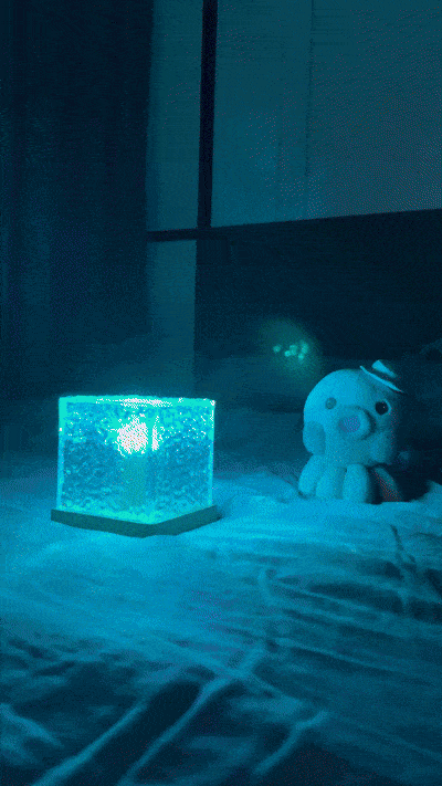AuroraGlow Cube™ – Dreamy LED Crystal Mood Light