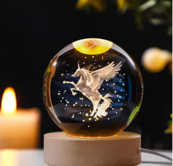 LunarGlow Sphere™ – The Moon Captured in Crystal